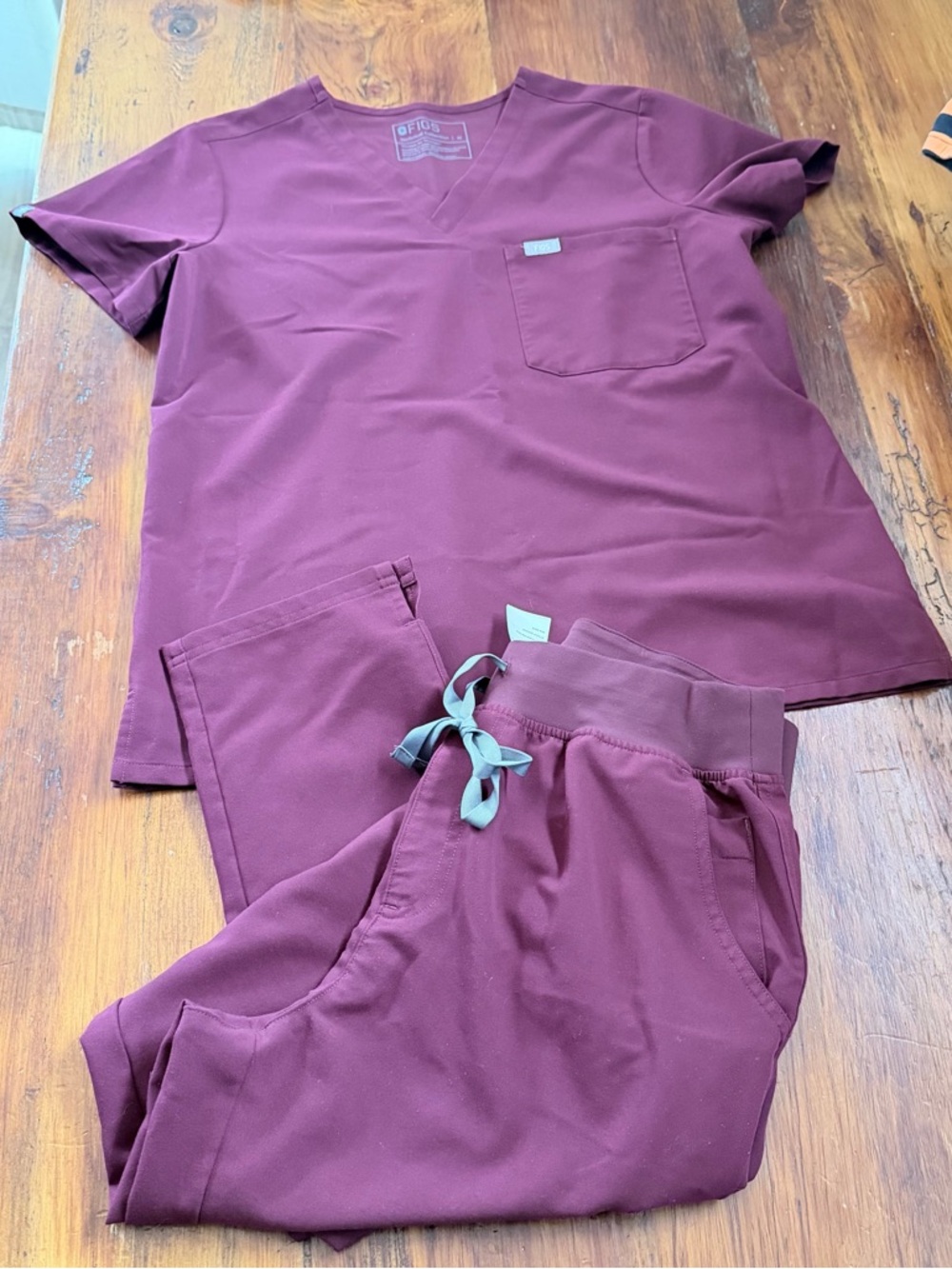 Figs Scrubs Plum Medium